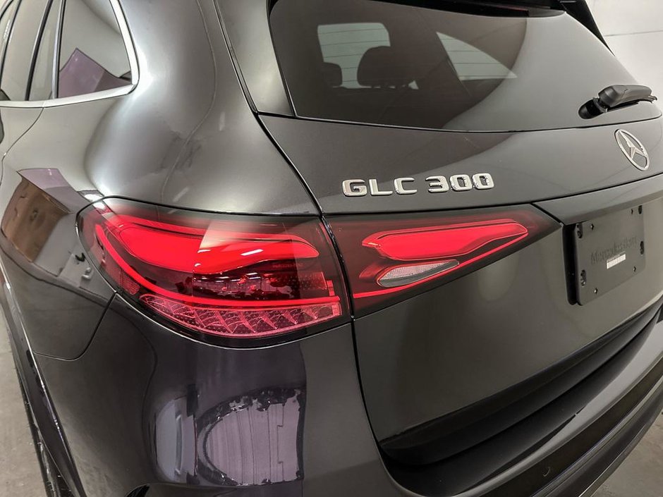 2026 Mercedes-Benz GLC 300 4MATIC