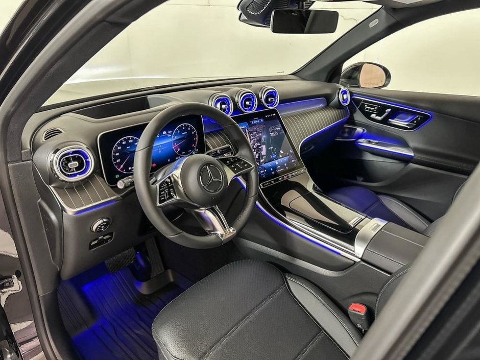 2026 Mercedes-Benz GLC 300 4MATIC