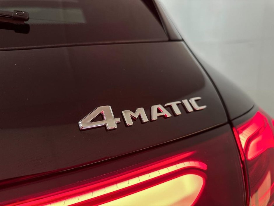 2026 Mercedes-Benz GLC 300 4MATIC