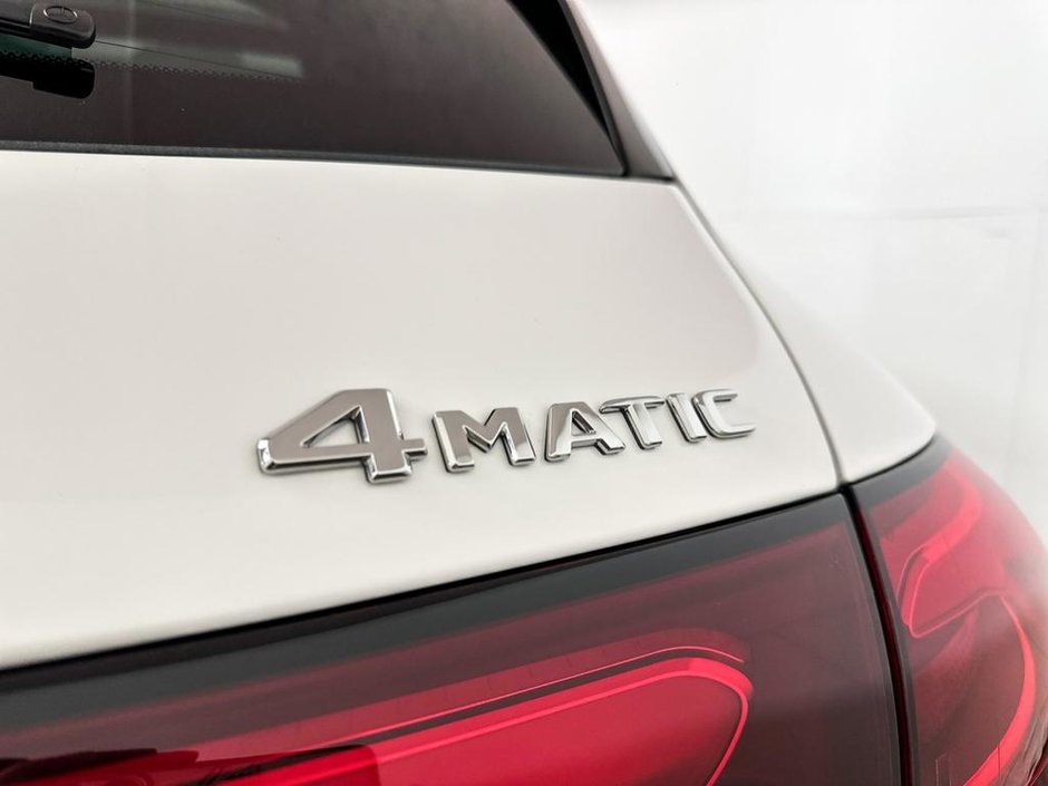 2026 Mercedes-Benz GLC 300 4MATIC