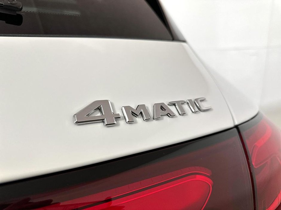 2026 Mercedes-Benz GLC 300 4MATIC