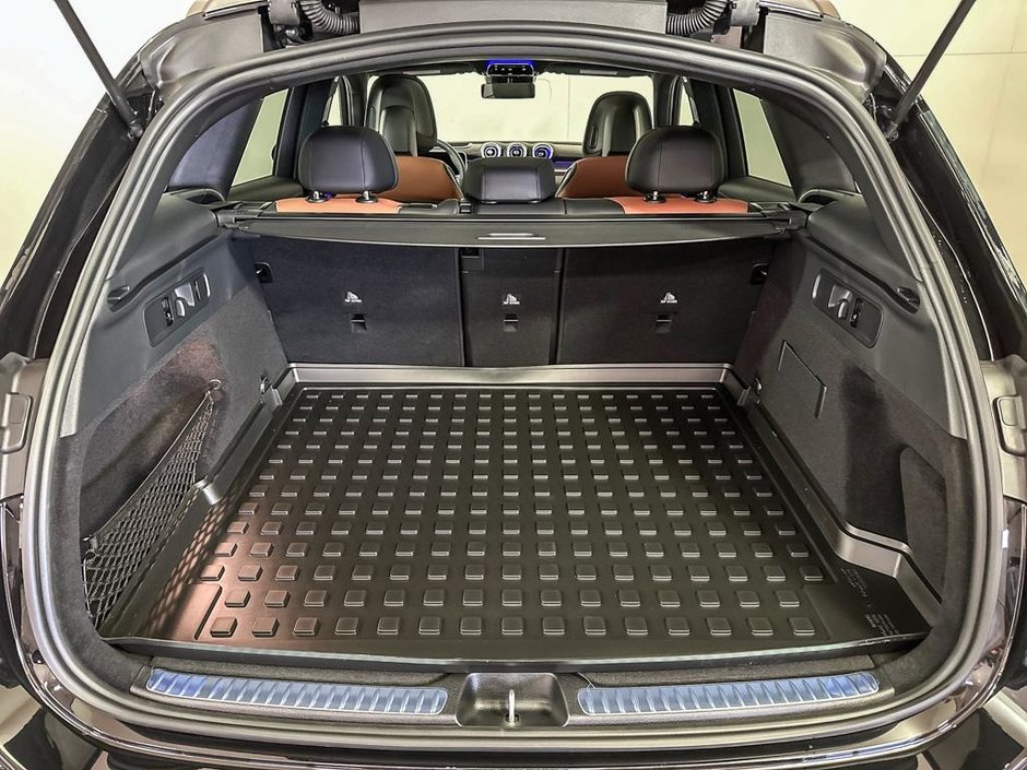 2026 Mercedes-Benz GLC 300 4MATIC SUV