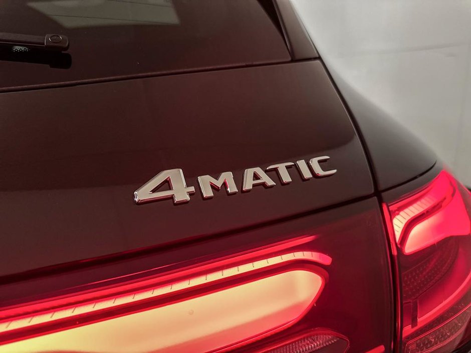2026 Mercedes-Benz GLC 300 4MATIC SUV