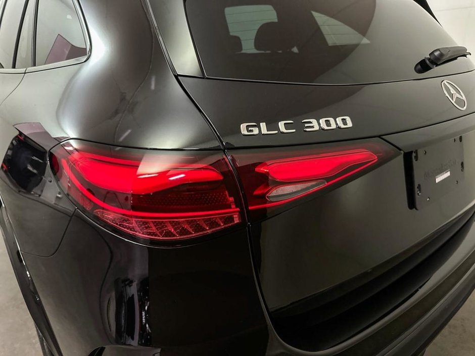 2026 Mercedes-Benz GLC 300 4MATIC SUV