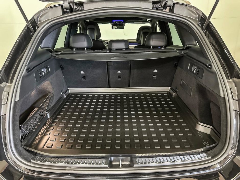 2026 Mercedes-Benz GLC 300 4MATIC SUV