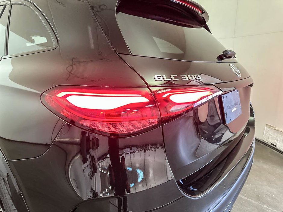2026 Mercedes-Benz GLC 300 4MATIC SUV