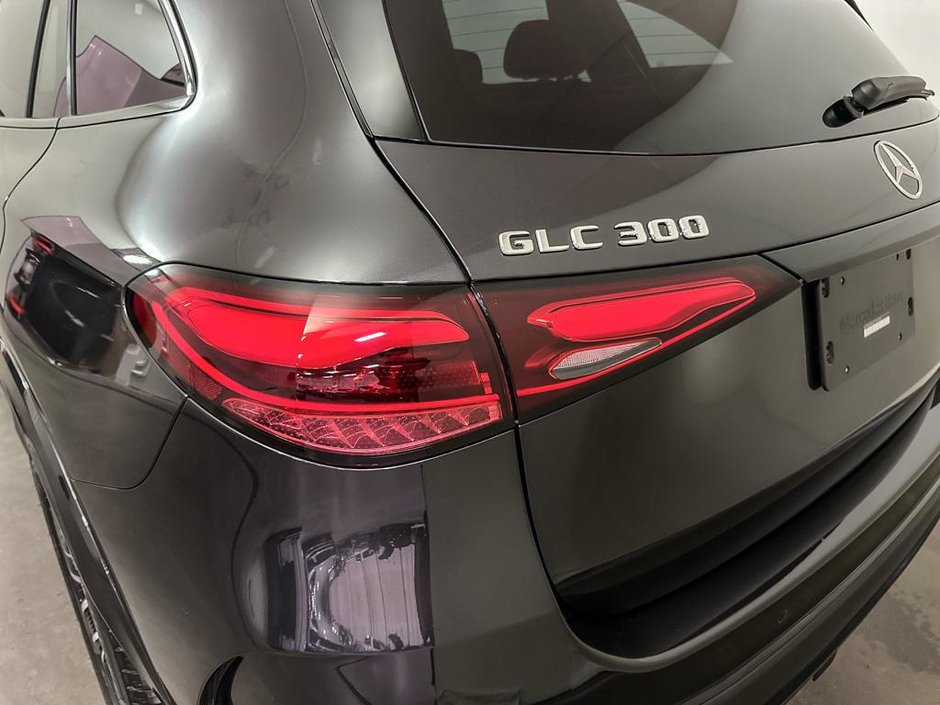 2026 Mercedes-Benz GLC 300 4MATIC SUV