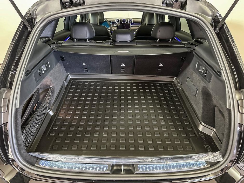 2026 Mercedes-Benz GLC 300 4MATIC SUV