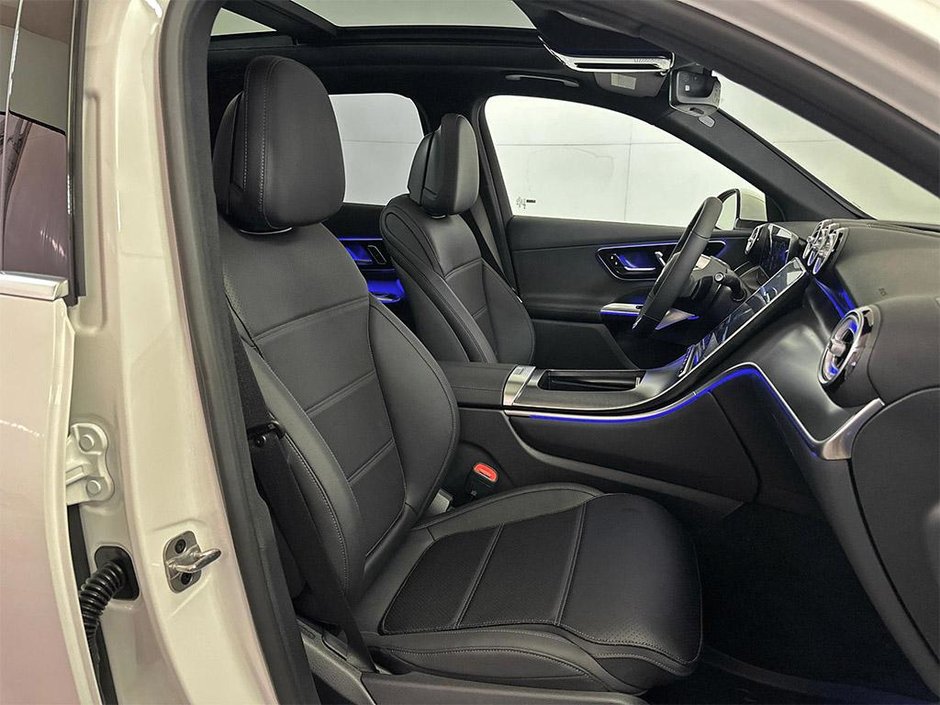 2026 Mercedes-Benz GLC 300 4MATIC SUV