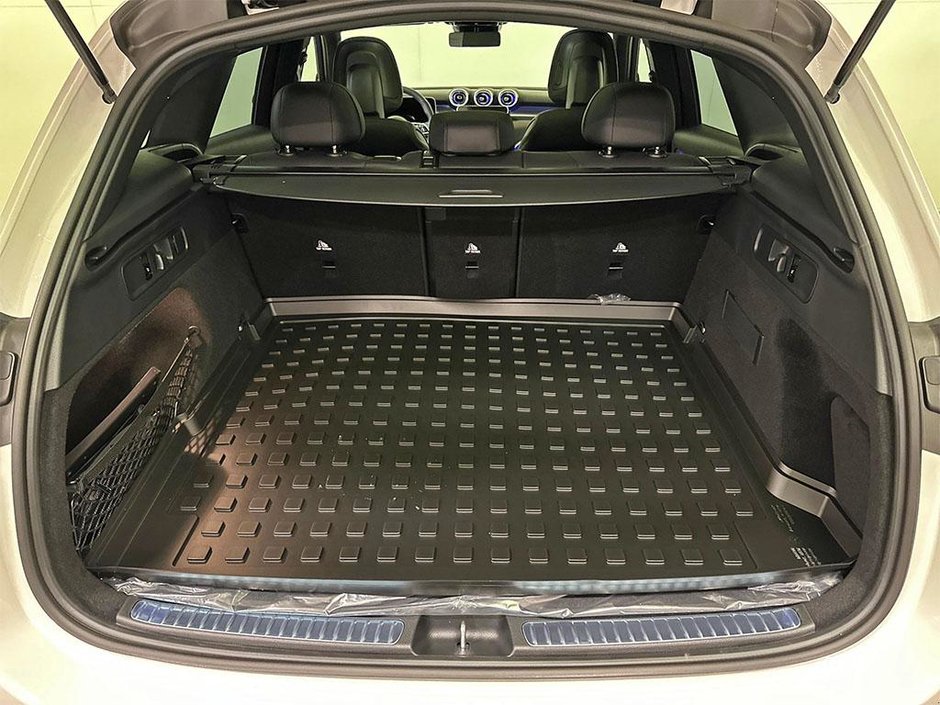 2026 Mercedes-Benz GLC 300 4MATIC SUV