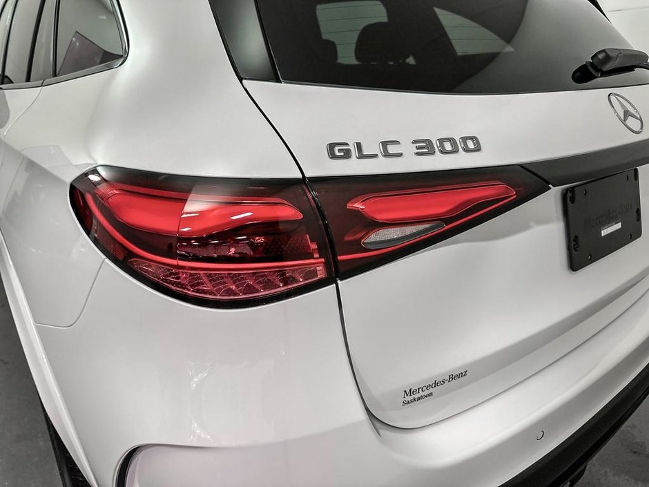 2026 Mercedes-Benz GLC 300 4MATIC SUV