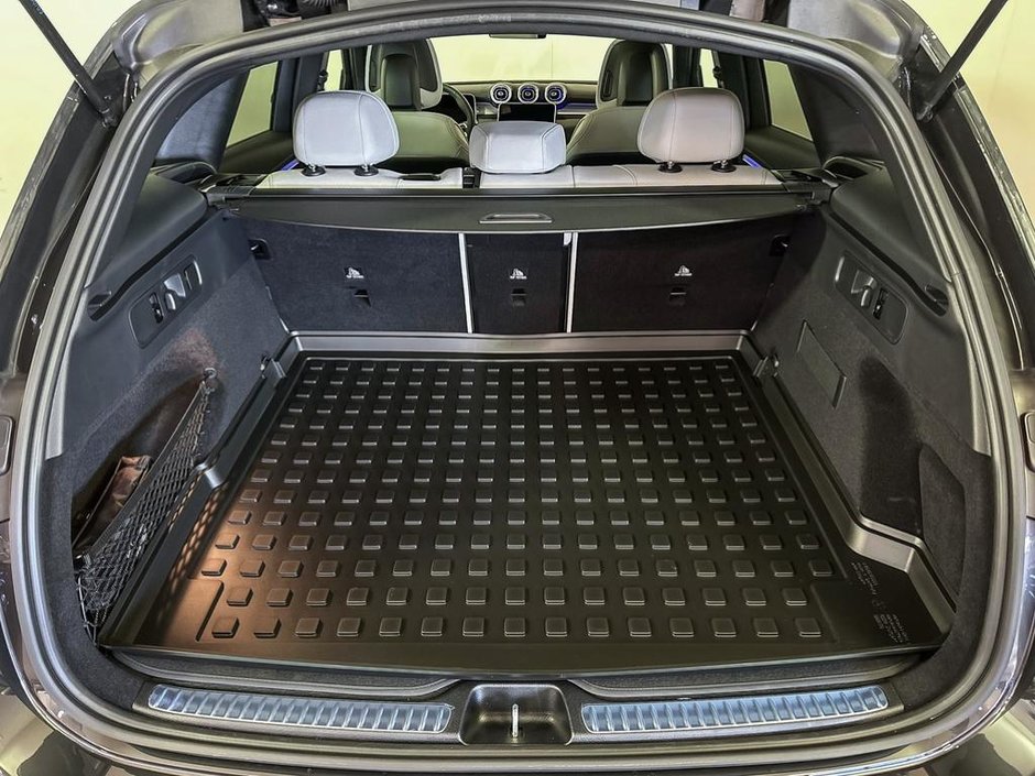 2026 Mercedes-Benz GLC 300 4MATIC SUV