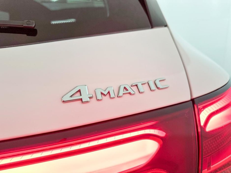 2026 Mercedes-Benz GLC 300