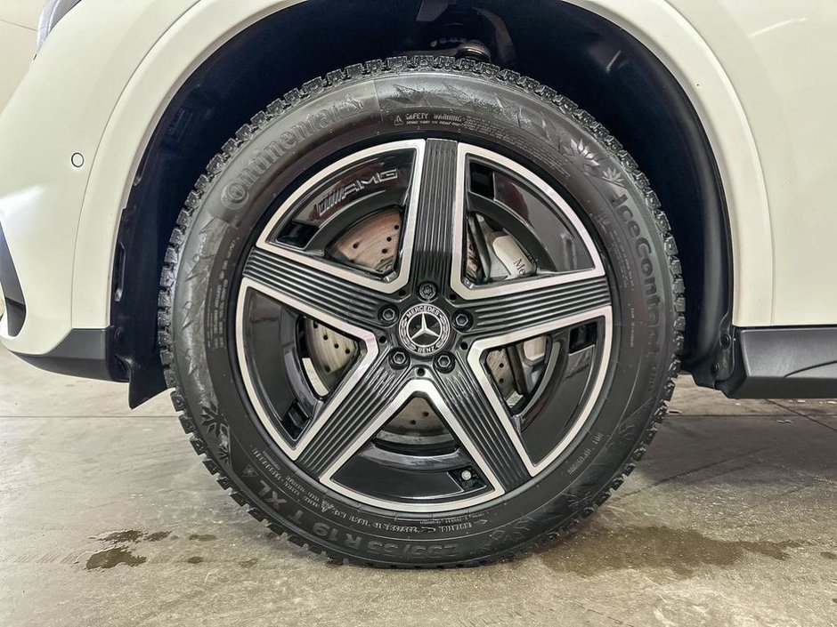 2026 Mercedes-Benz GLC 300