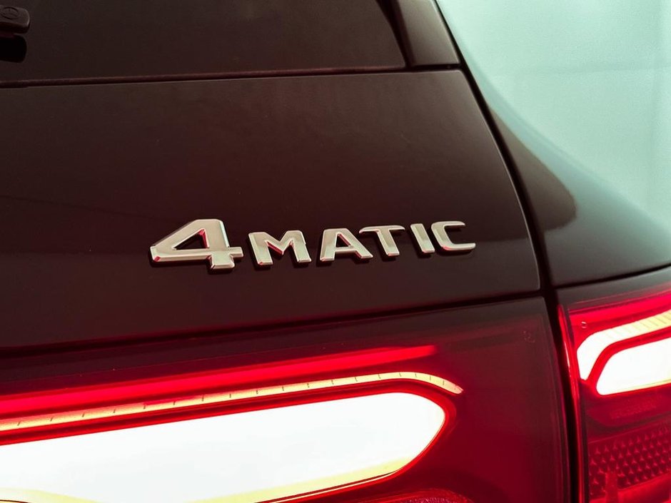 2026 Mercedes-Benz GLC 300 4MATIC SUV