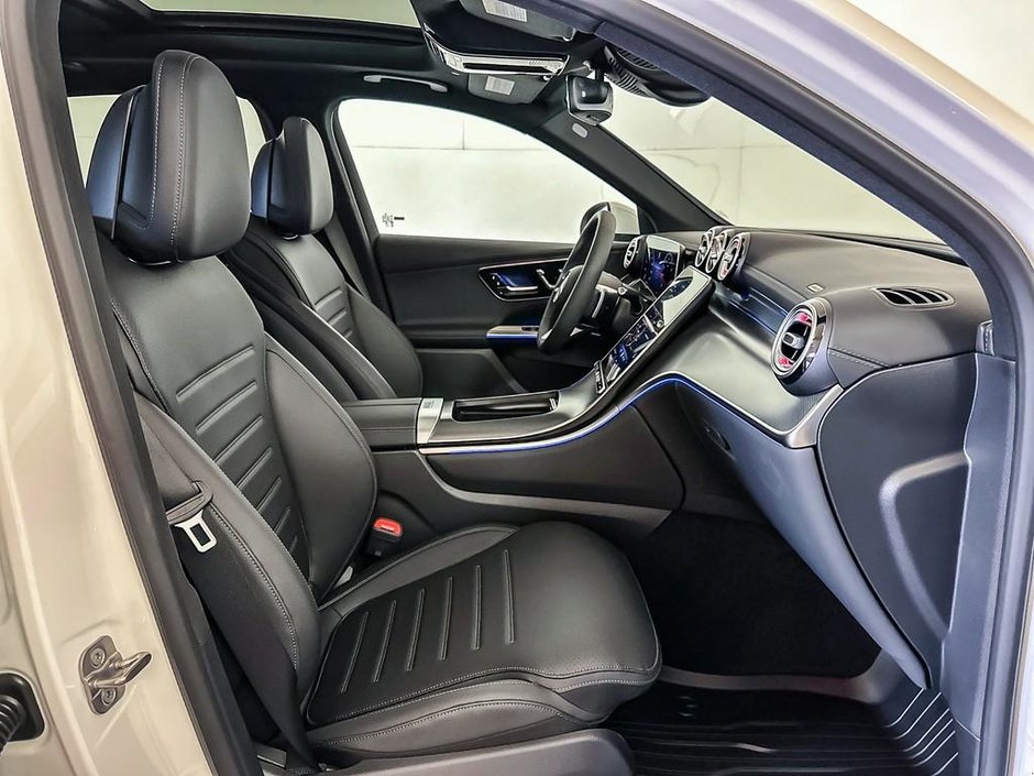 2026 Mercedes-Benz GLC 300 4MATIC SUV