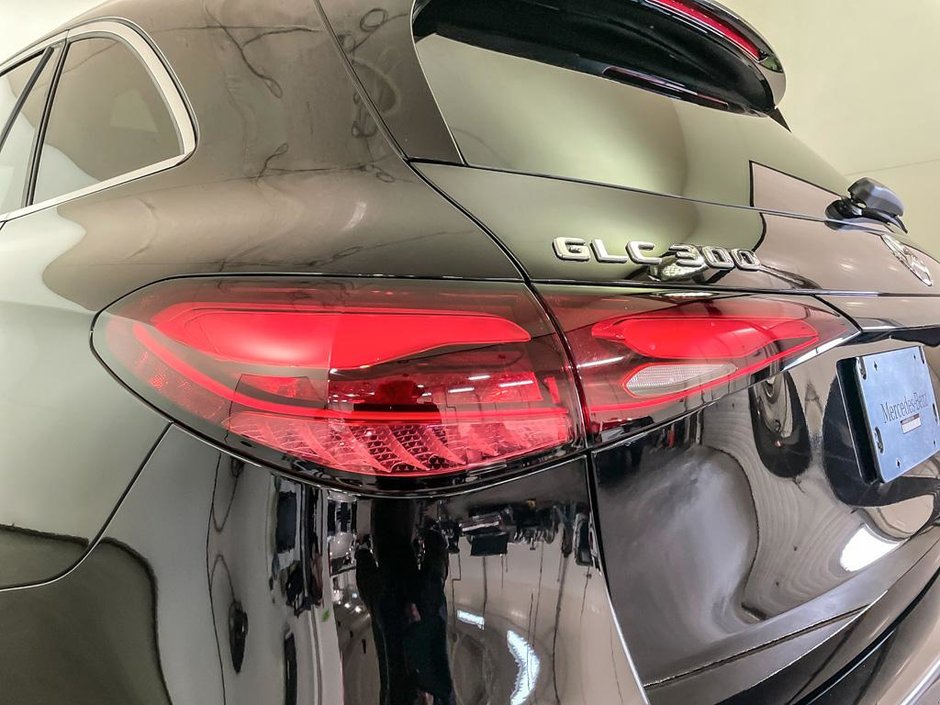 2026 Mercedes-Benz GLC 300 4MATIC SUV