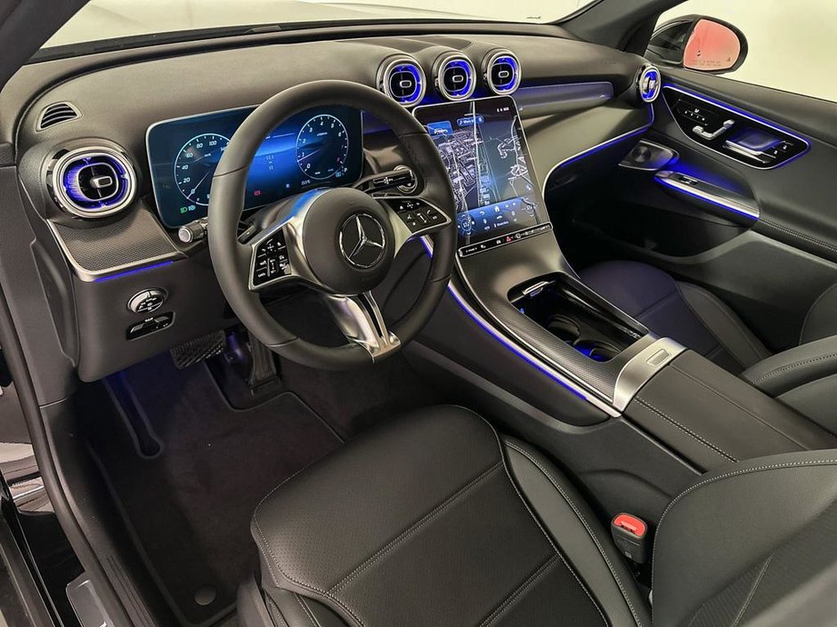 2026 Mercedes-Benz GLC 300 4MATIC SUV