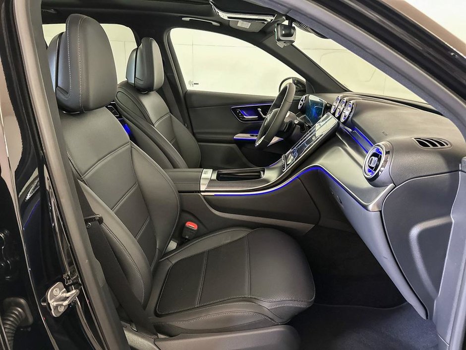 2026 Mercedes-Benz GLC 300 4MATIC SUV