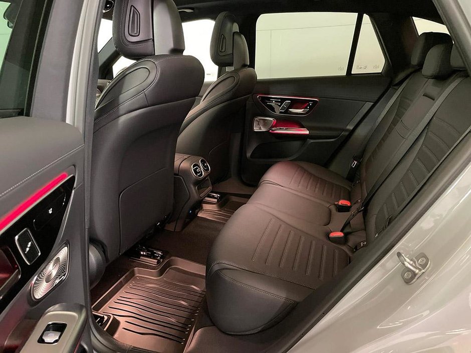 2026 Mercedes-Benz GLC 300 4MATIC SUV
