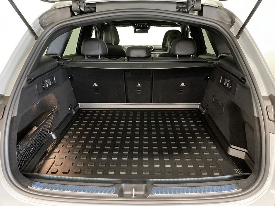 2026 Mercedes-Benz GLC 300 4MATIC SUV