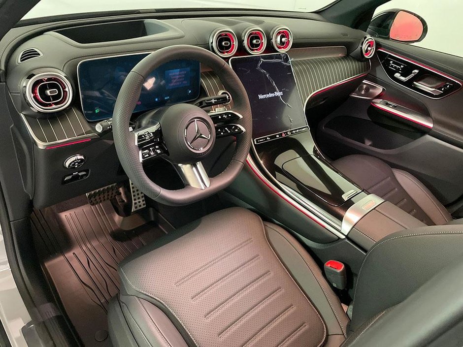 2026 Mercedes-Benz GLC 300 4MATIC SUV