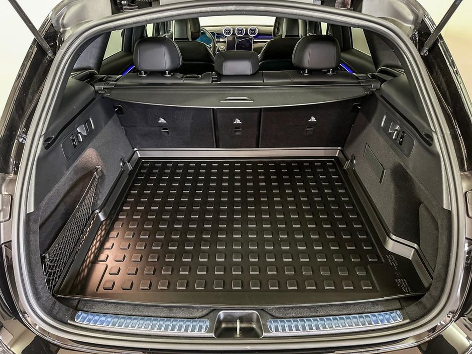 2026 Mercedes-Benz GLC 300 4MATIC SUV