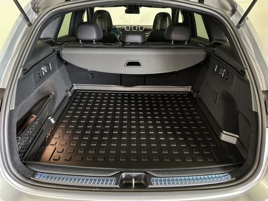 2026 Mercedes-Benz GLC 300 4MATIC SUV