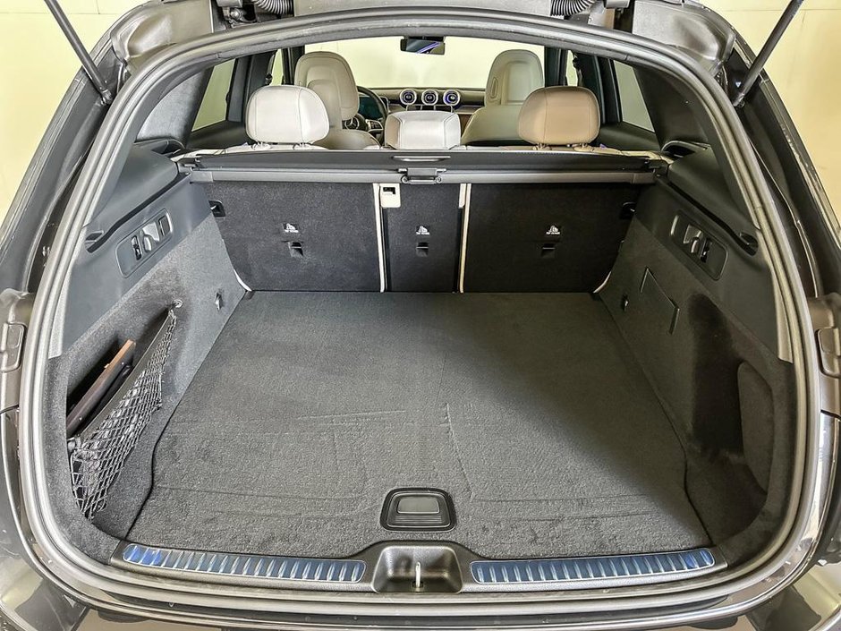 2026 Mercedes-Benz GLC 300 4MATIC SUV