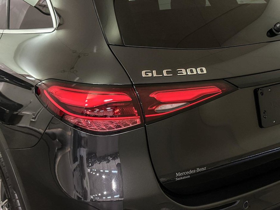 2026 Mercedes-Benz GLC 300 4MATIC SUV