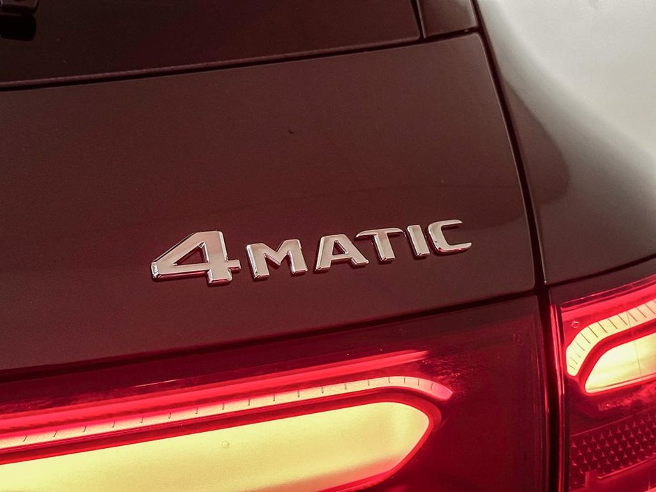 2026 Mercedes-Benz GLC 300 4MATIC SUV