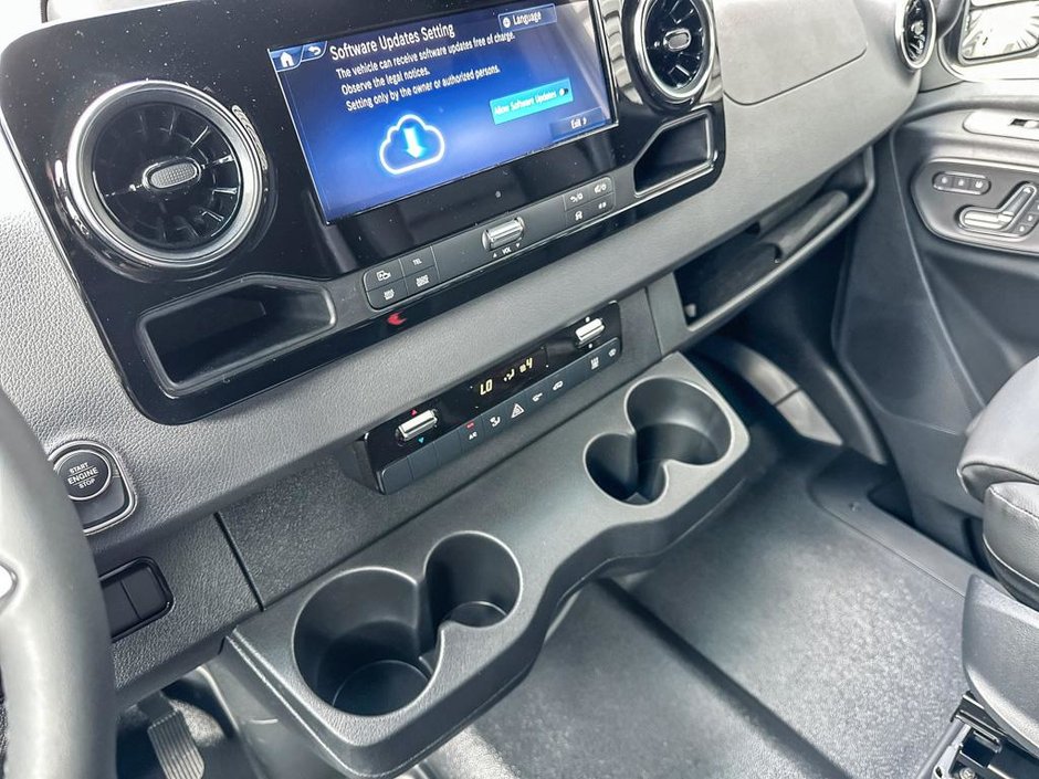 2026 Mercedes-Benz Sprinter 2500 144 Wheelbase High Roof AWD
