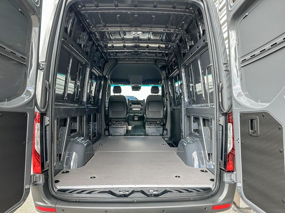 2026 Mercedes-Benz Sprinter 2500 144 Wheelbase High Roof AWD