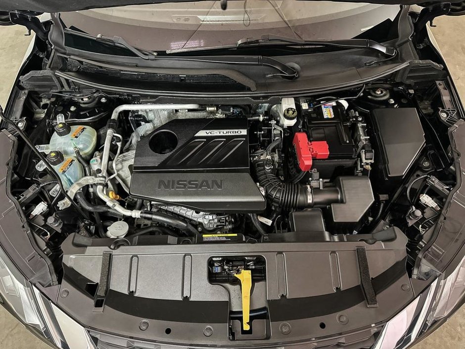 2023 Nissan Rogue SV Moonroof