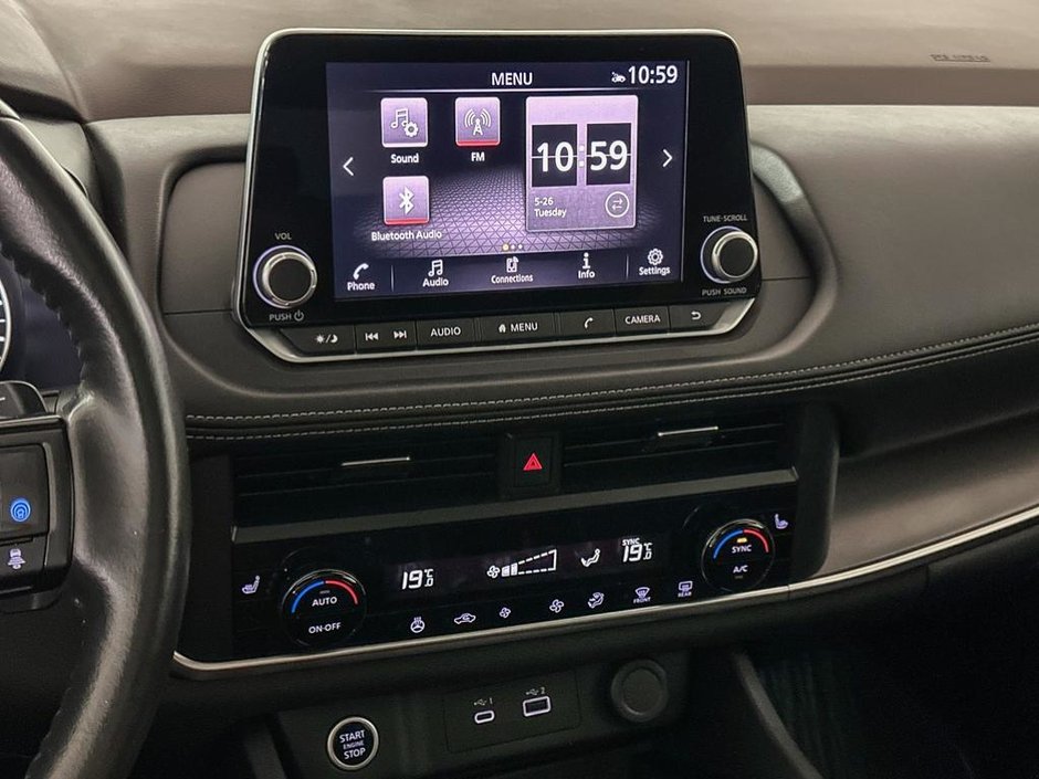 2023 Nissan Rogue SV Moonroof