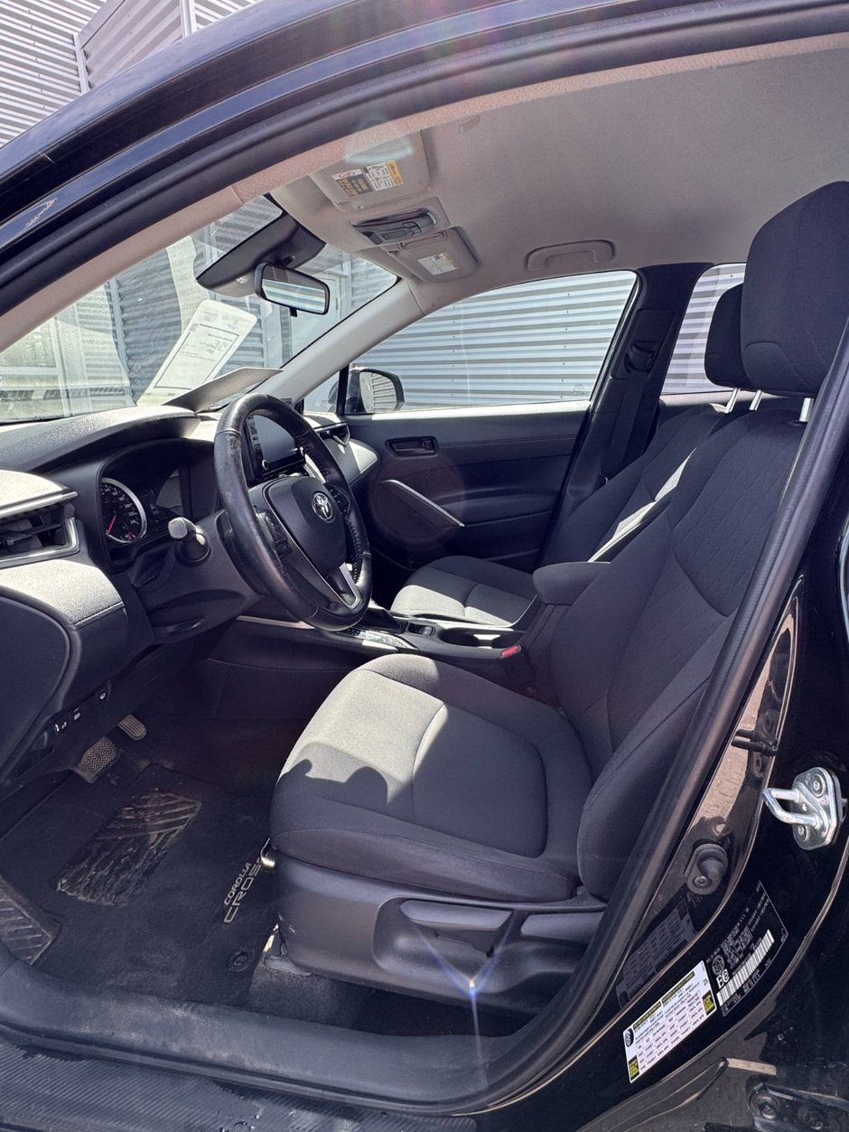 2022 Toyota Corolla Cross LE