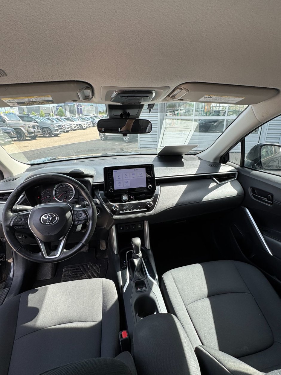 2022 Toyota Corolla Cross LE
