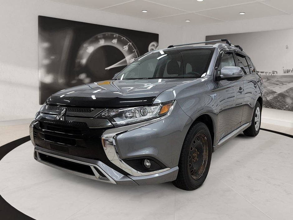 Mitsubishi OUTLANDER PHEV  2022 à Québec, Québec - w940px