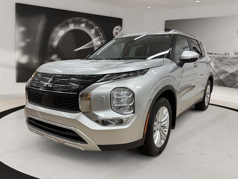 2022 Mitsubishi Outlander in Quebec, Quebec - w940px