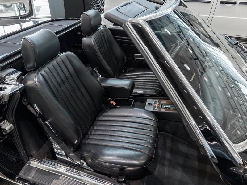 1989 Mercedes-Benz 560SL-29