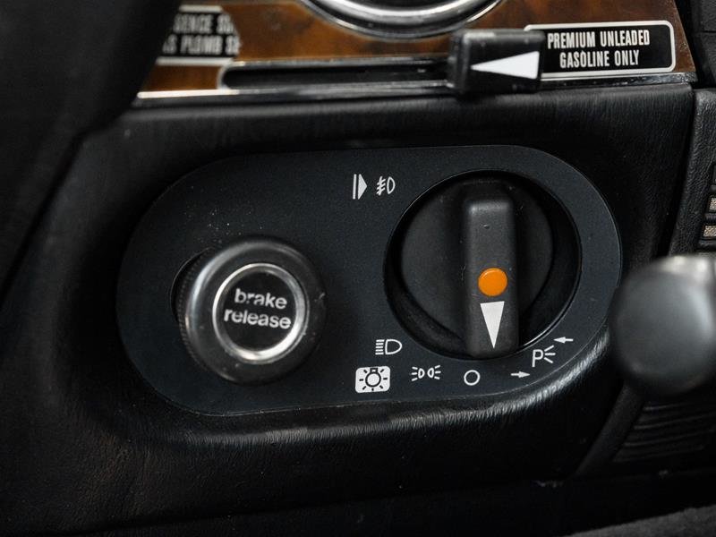 1989 Mercedes-Benz 560SL-20
