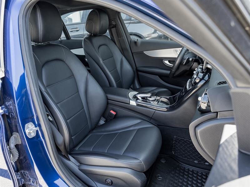 2017 Mercedes-Benz C300 4MATIC Sedan-25