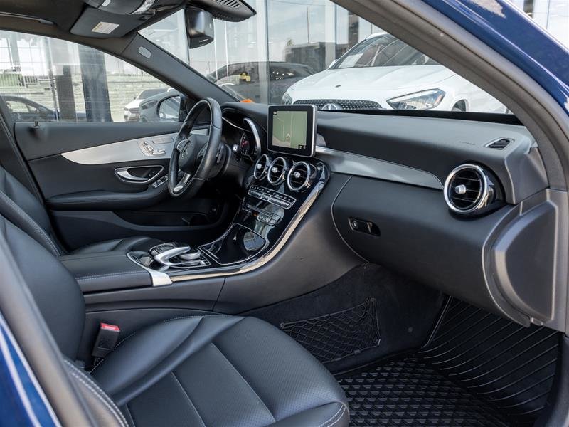 2017 Mercedes-Benz C300 4MATIC Sedan-24