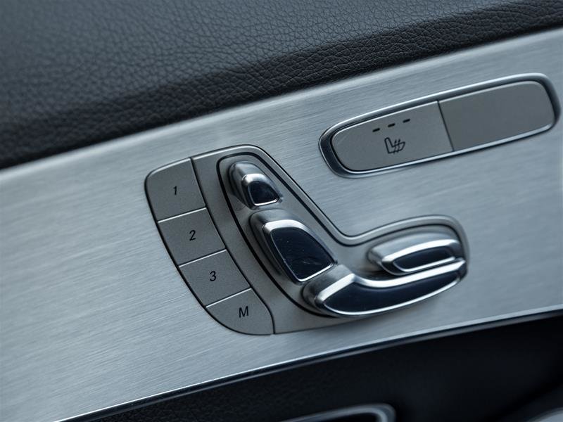 2017 Mercedes-Benz C300 4MATIC Sedan-16