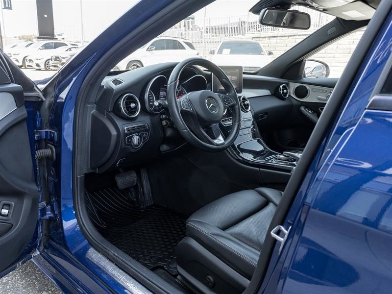 2017 Mercedes-Benz C300 4MATIC Sedan-12