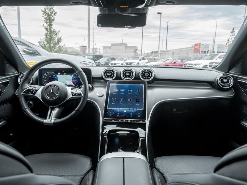 2023 Mercedes-Benz C300 4MATIC Sedan-28