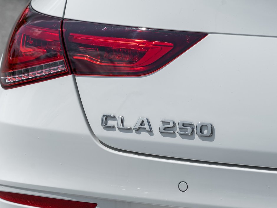 2023 Mercedes-Benz CLA250 4MATIC Coupe-19