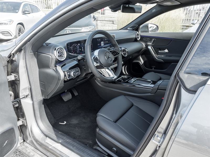 2025 Mercedes-Benz CLA250 4MATIC Coupe-9