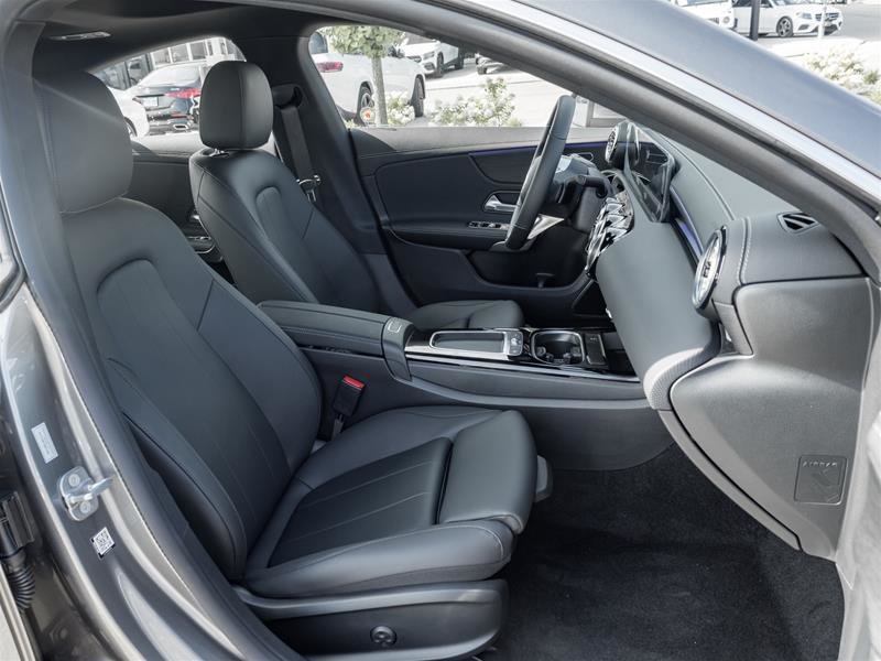 2025 Mercedes-Benz CLA250 4MATIC Coupe-26