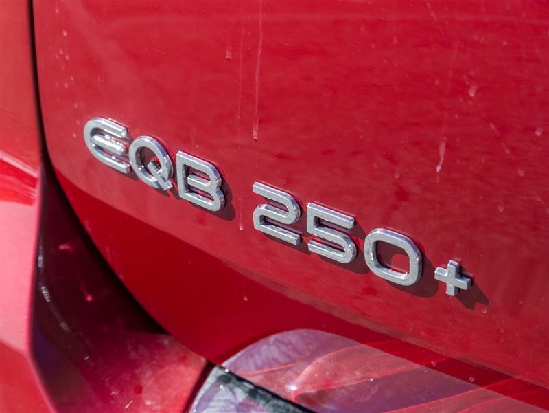 2023 Mercedes-Benz EQB 250W-29